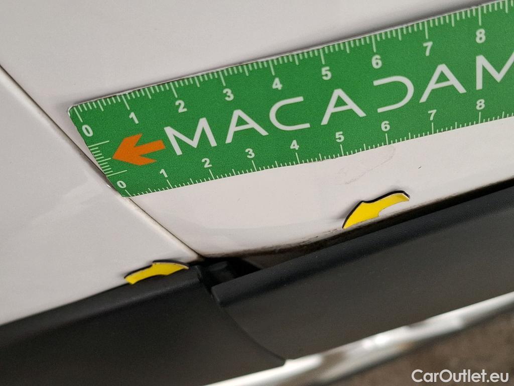  Citroen  C3  Feel Business 1.5 BlueHDI 100CV BVM5 E6dT #2