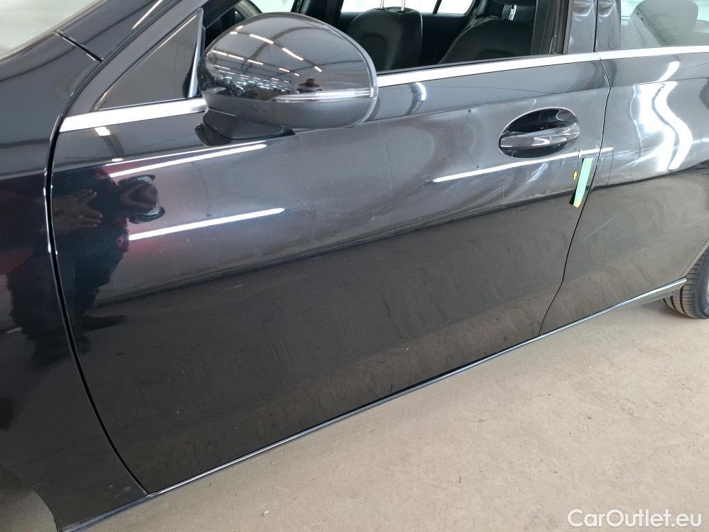  Mercedes  A-Klasse MERCEDES-BENZ Classe A Compact / 2018 / 5P / Berline A 180 d Business Line 8G-DCT #51