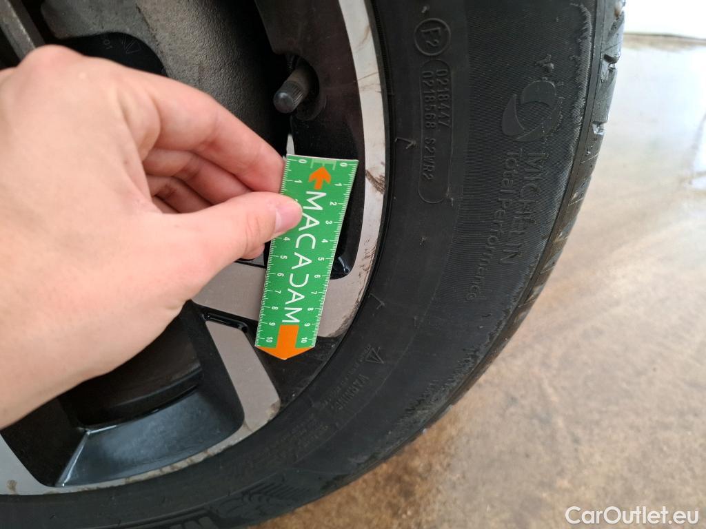  Citroen  C5 CITROEN  Aircross / 2018 / 5P / SUV Hybride rechargeable 225 e-EAT8 Shine #14