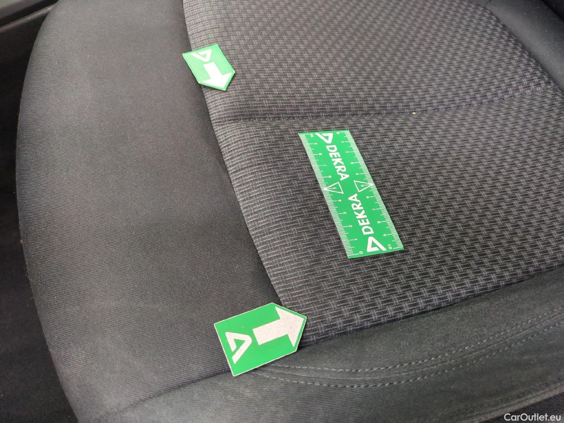  Bmw  X1 Série  sDrive16d Lounge 1.5 115CV BVA7 E6d #13