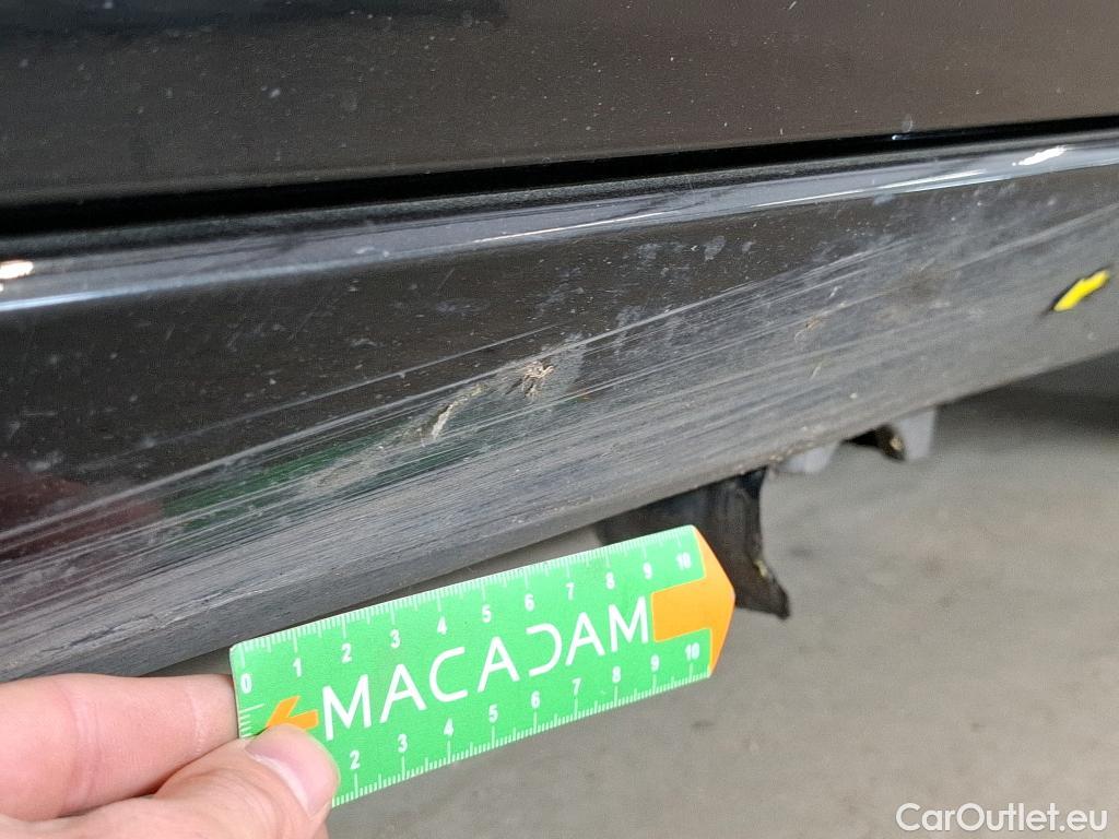  Mercedes  A-Klasse MERCEDES-BENZ Classe A Compact / 2018 / 5P / Berline A 180 d Business Line 8G-DCT #31