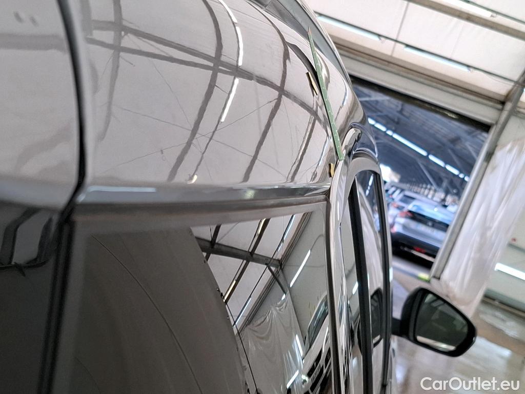  Citroen  C5 CITROEN  Aircross / 2018 / 5P / SUV Hybride rechargeable 225 e-EAT8 Shine #4