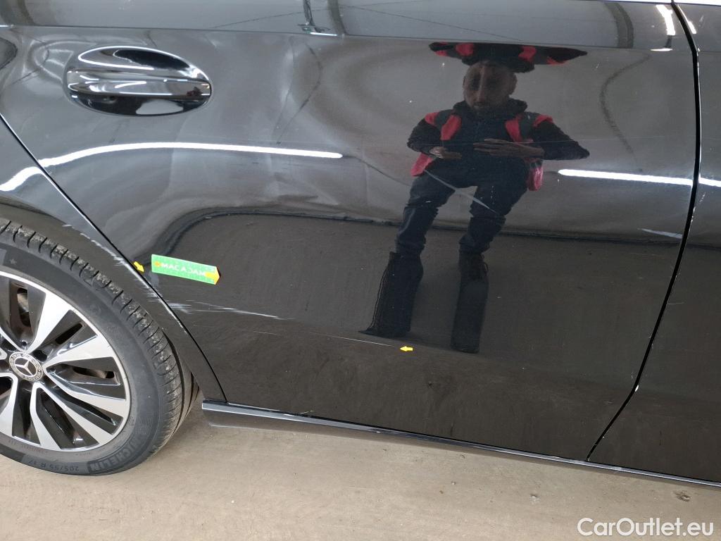  Mercedes  A-Klasse MERCEDES-BENZ Classe A Compact / 2018 / 5P / Berline A 180 d Business Line 8G-DCT #6