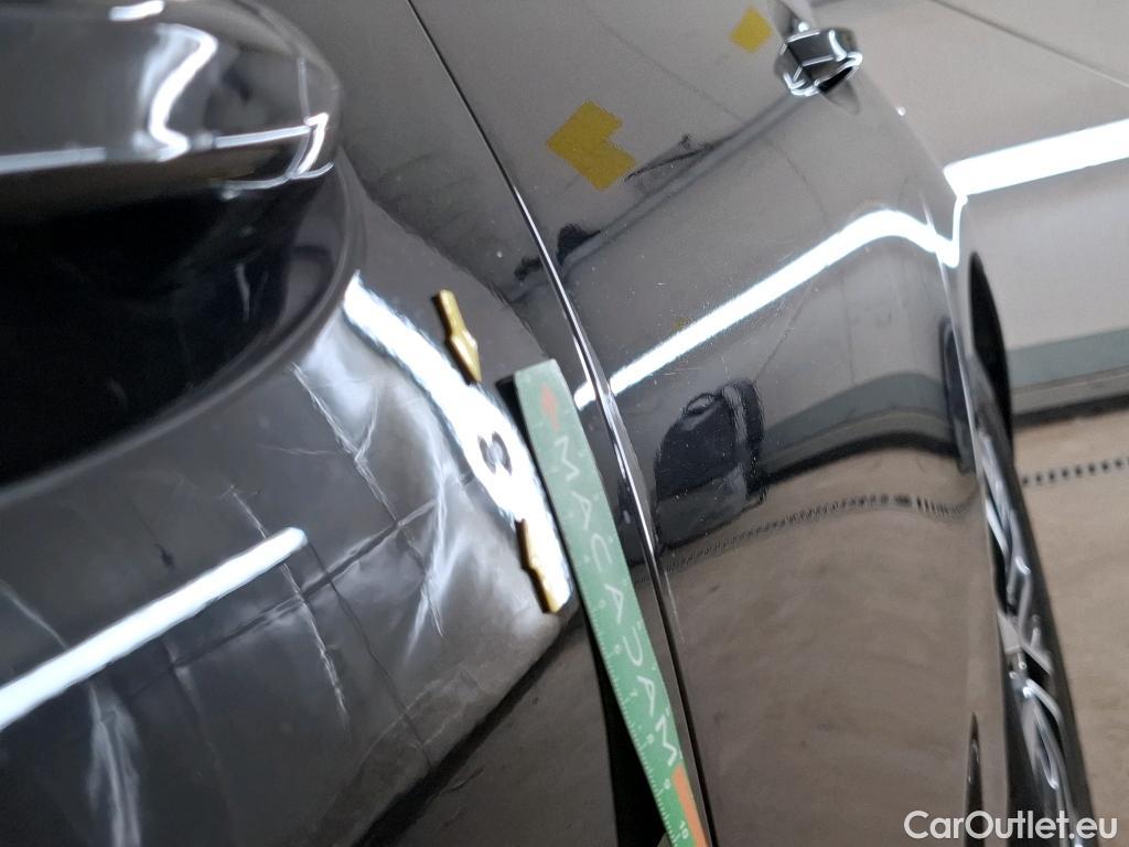  Mercedes  A-Klasse MERCEDES-BENZ Classe A Compact / 2018 / 5P / Berline A 180 d Business Line 8G-DCT #52