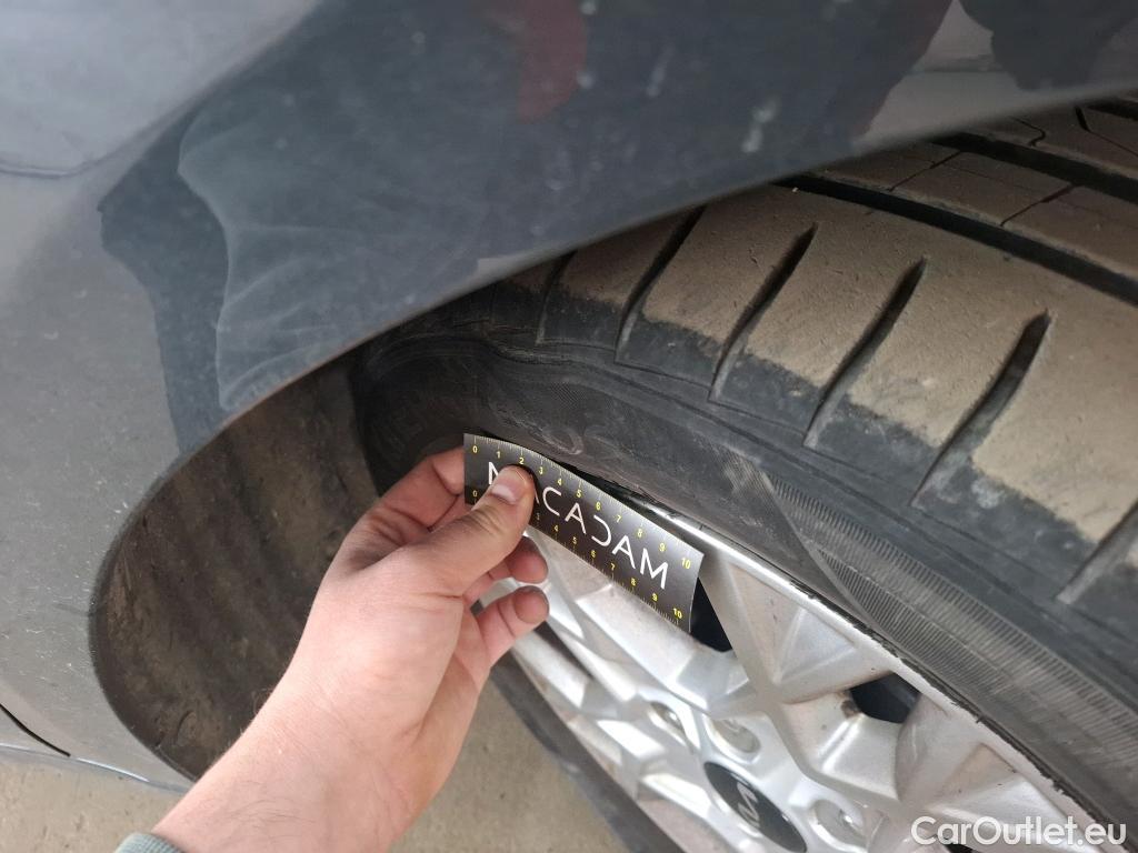  KIA  Cee'd Ceed Sportswagon Active 1.5 T-GDI 160CV BVM6 E6d #32