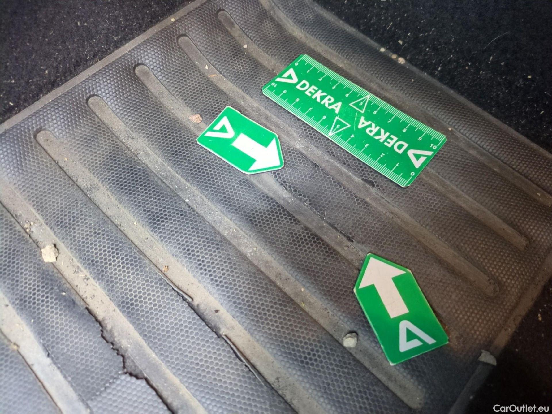  Opel  Corsa  F Edition Business 1.5 100CV BVM6 E6d #9