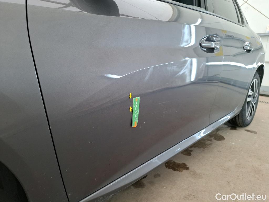  Peugeot  208  Allure Pack 1.2 PureTech 100CV BVA8 E6d #58