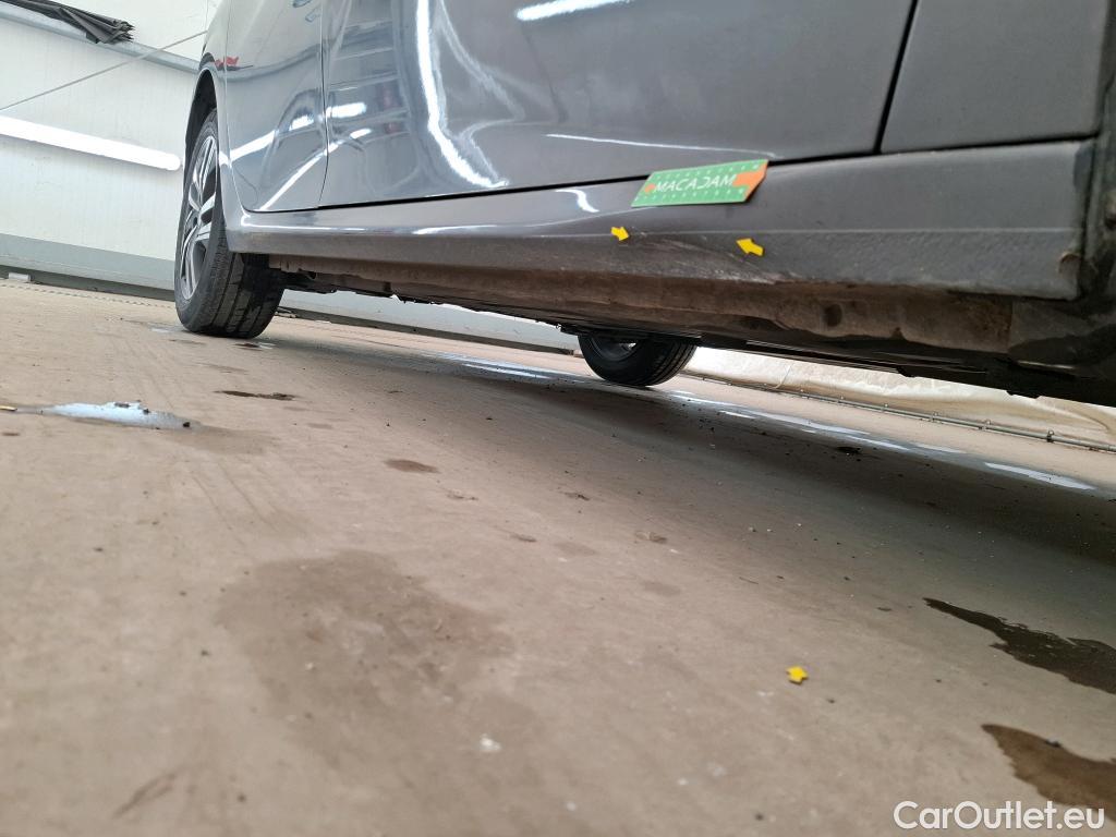  Peugeot  208  Allure Pack 1.2 PureTech 100CV BVA8 E6d #8