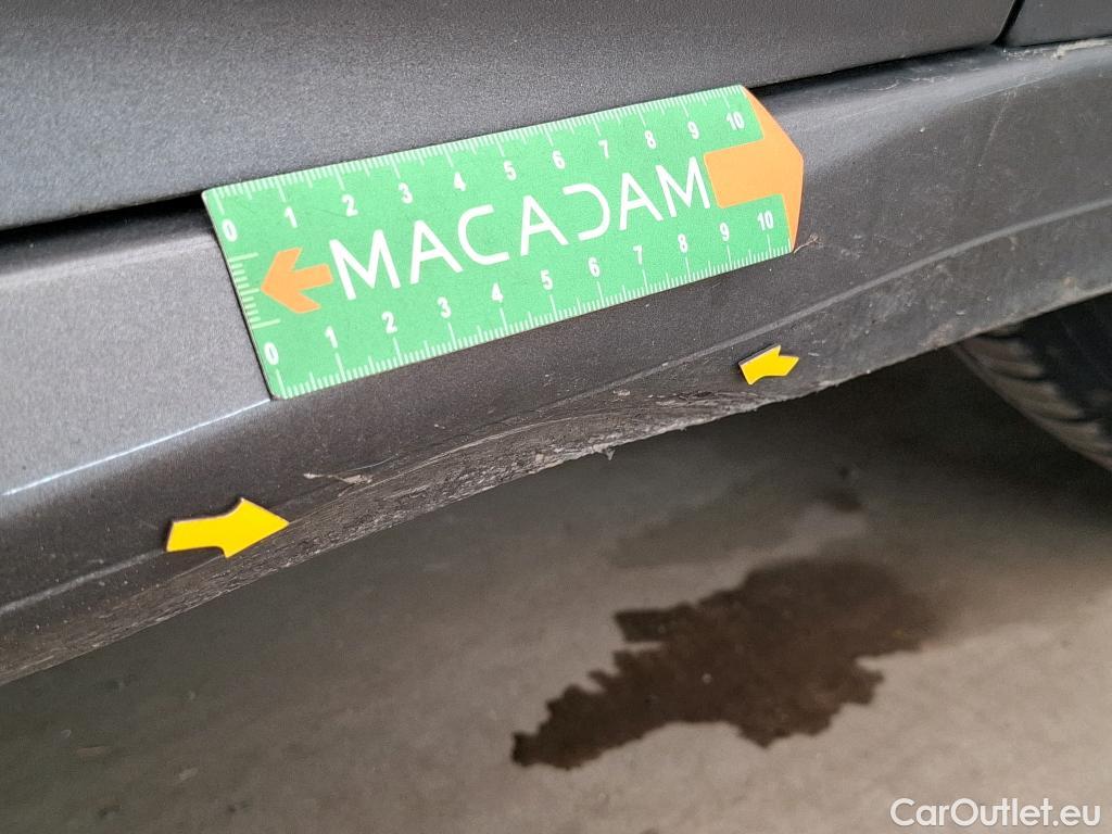  Peugeot  208  Allure Pack 1.2 PureTech 100CV BVA8 E6d #10