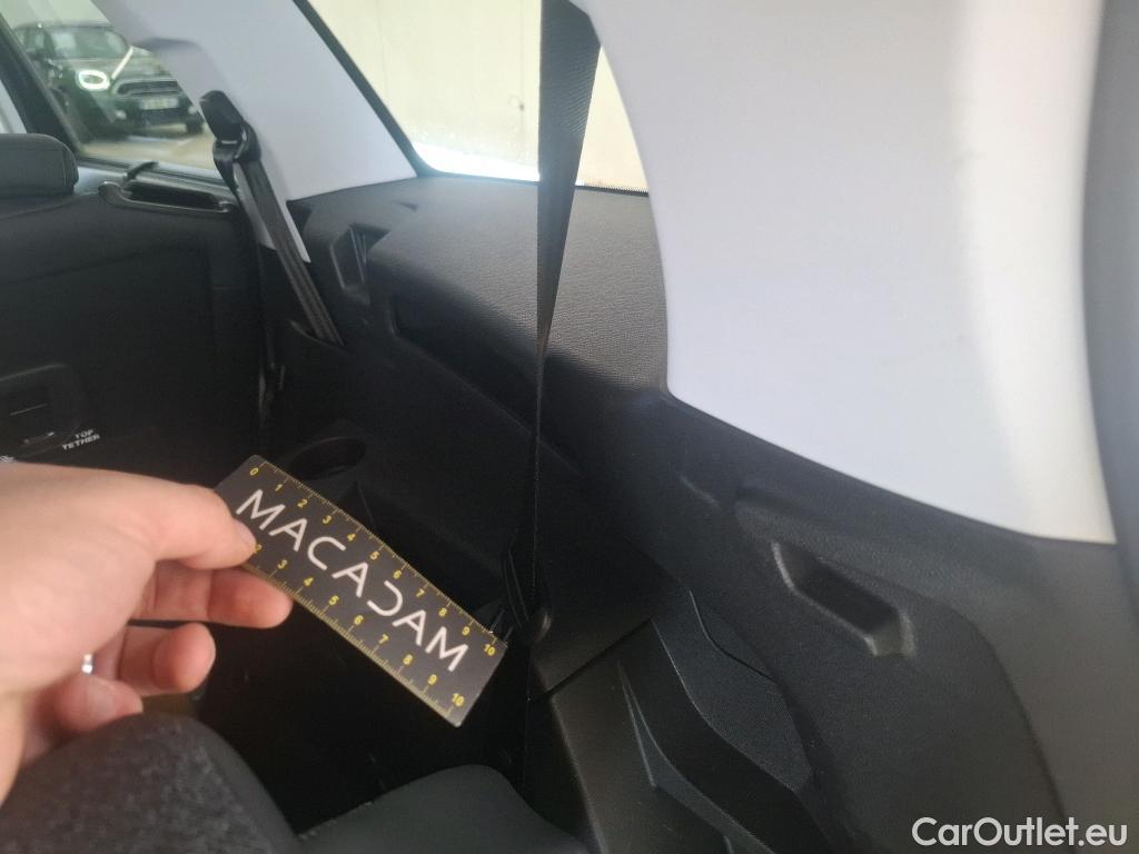  Peugeot  5008  Allure Business 1.2 PureTech 130CV BVA8 E6d #2