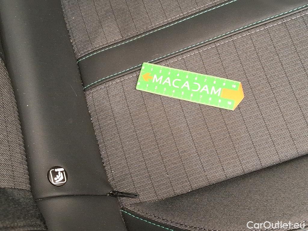  Peugeot  208  Allure Pack 1.2 PureTech 100CV BVA8 E6d #64