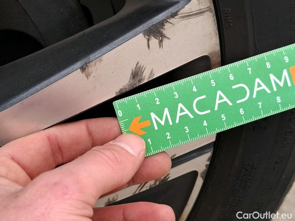  Peugeot  208  Allure Pack 1.2 PureTech 100CV BVA8 E6d #45