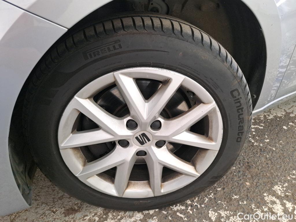  Seat  Leon SEAT  Sportstourer / 2020 / 5P / Break 2.0 TDI 150 DSG S&S Style Business #9