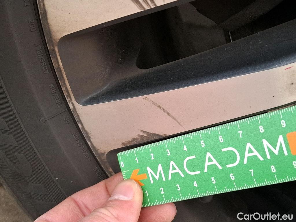  Peugeot  208  Allure Pack 1.2 PureTech 100CV BVA8 E6d #26