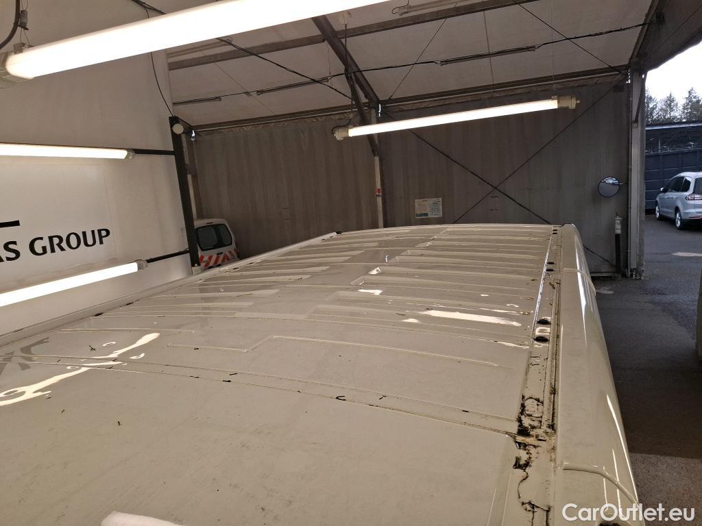  Renault  Trafic RENAULT  / 2021 / 4P / Fourgon tôlé FG GCF L2H1 3T Blue dCi 150 EDC #1