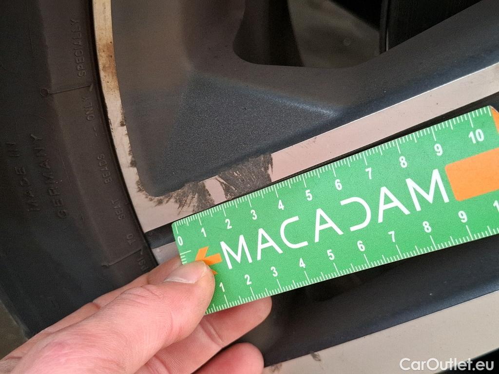  Peugeot  208  Allure Pack 1.2 PureTech 100CV BVA8 E6d #49