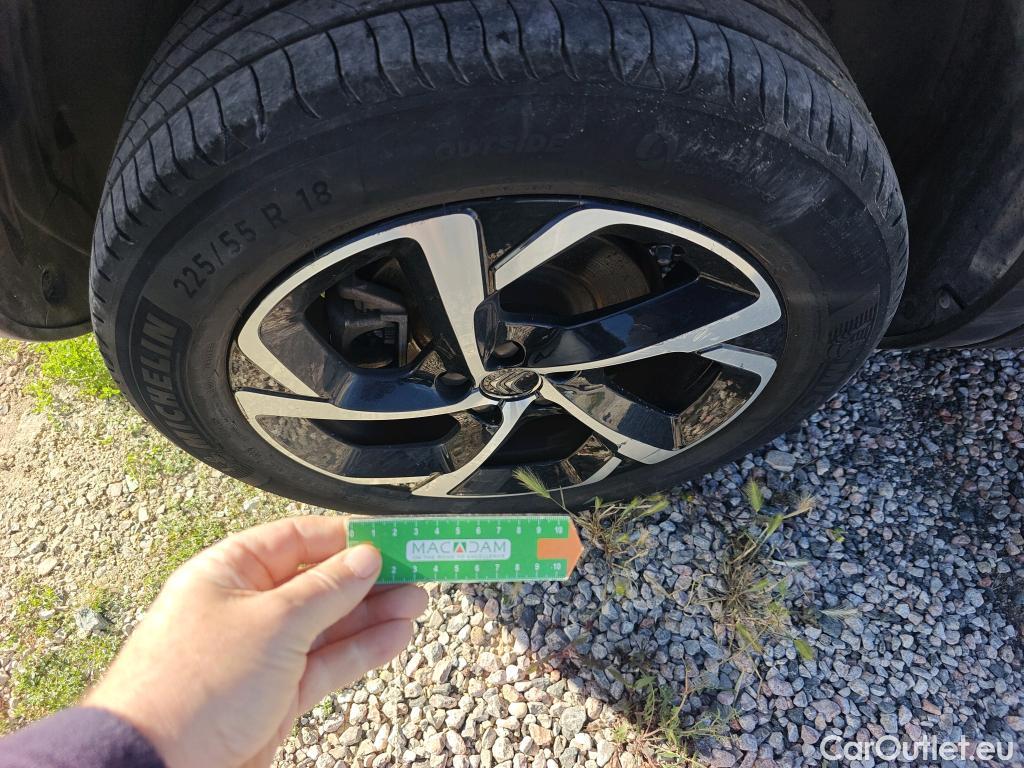  Citroen  C5 CITROEN  Aircross / 2018 / 5P / todoterreno BlueHdi 96kW (130CV) S&S Feel (AC) #9