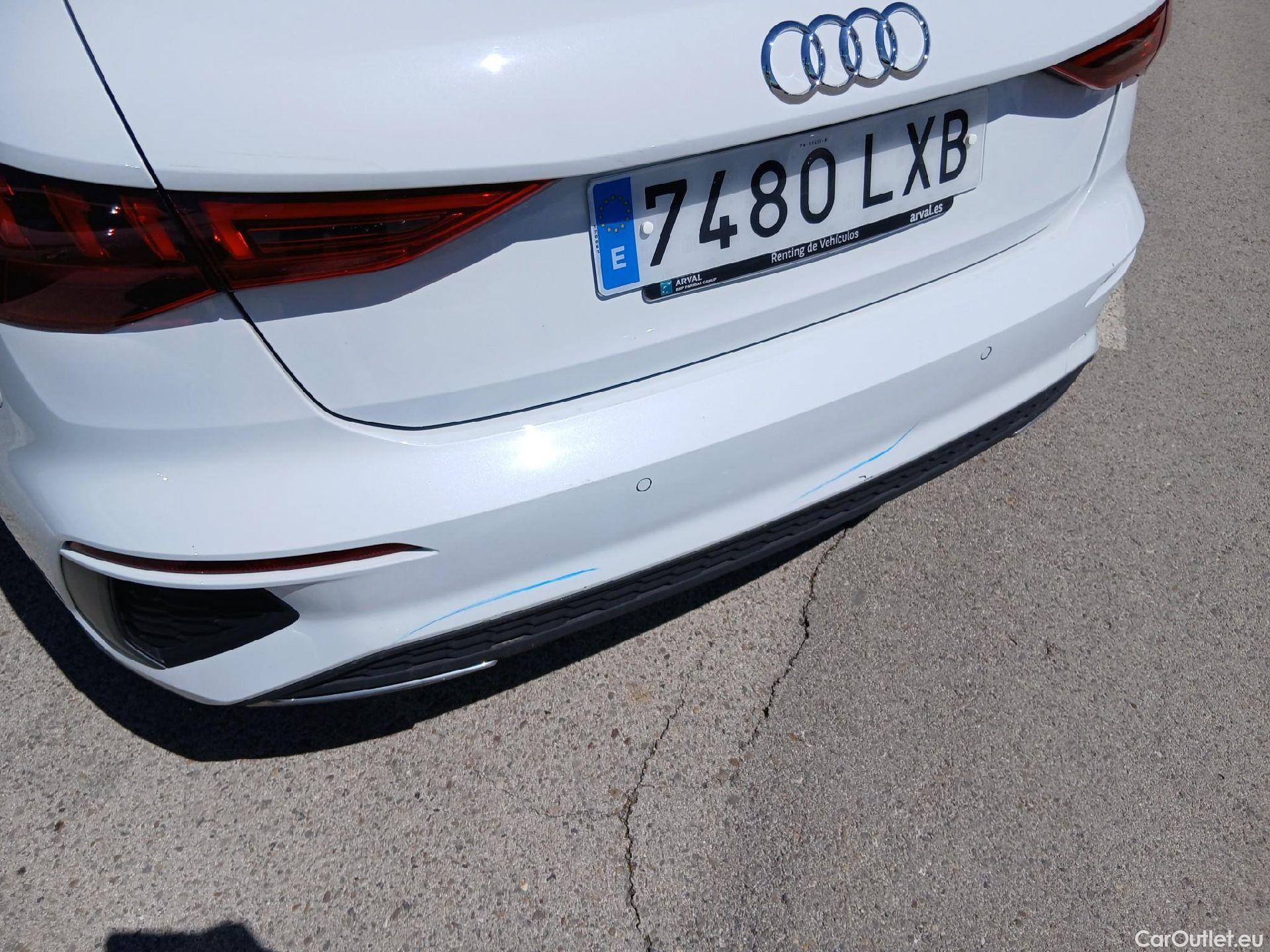  Audi  A3 AUDI  / 2020 / 5P / berlina con portón Sportback S line 35 TFSI 110kW S tronic #17