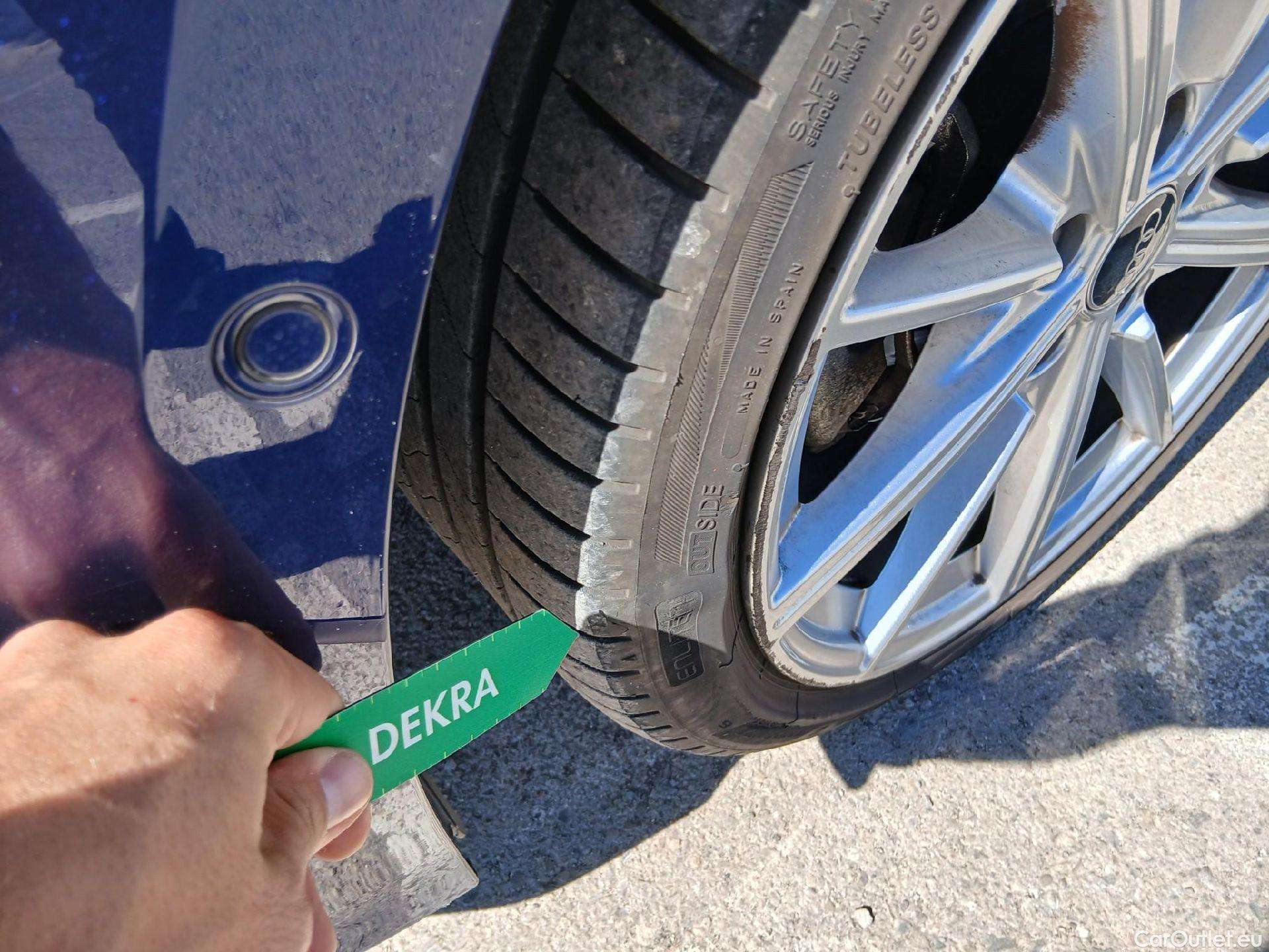  Audi  A3 AUDI  / 2020 / 5P / berlina con portón Sportback S line 30 TDI 85kW (116CV) #5