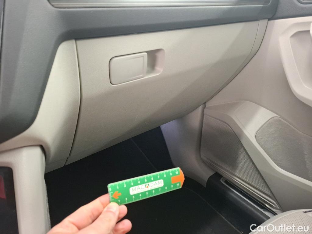  Volkswagen  Tiguan VOLKSWAGEN  Allspace / 2021 / 5P / SUV 1.5 TSI 150 BMV6 Life Busines #9