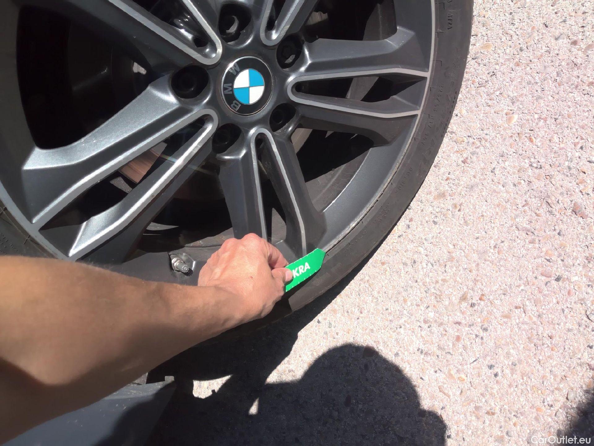  Bmw  Serie 1 BMW  / 2019 / 5P / berlina con portón 120d #21