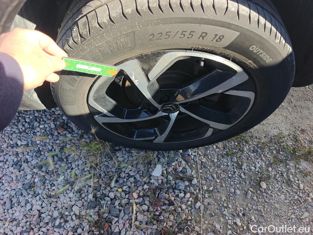  Citroen  C5 CITROEN  Aircross / 2018 / 5P / todoterreno BlueHdi 96kW (130CV) S&S Feel (AC) #8