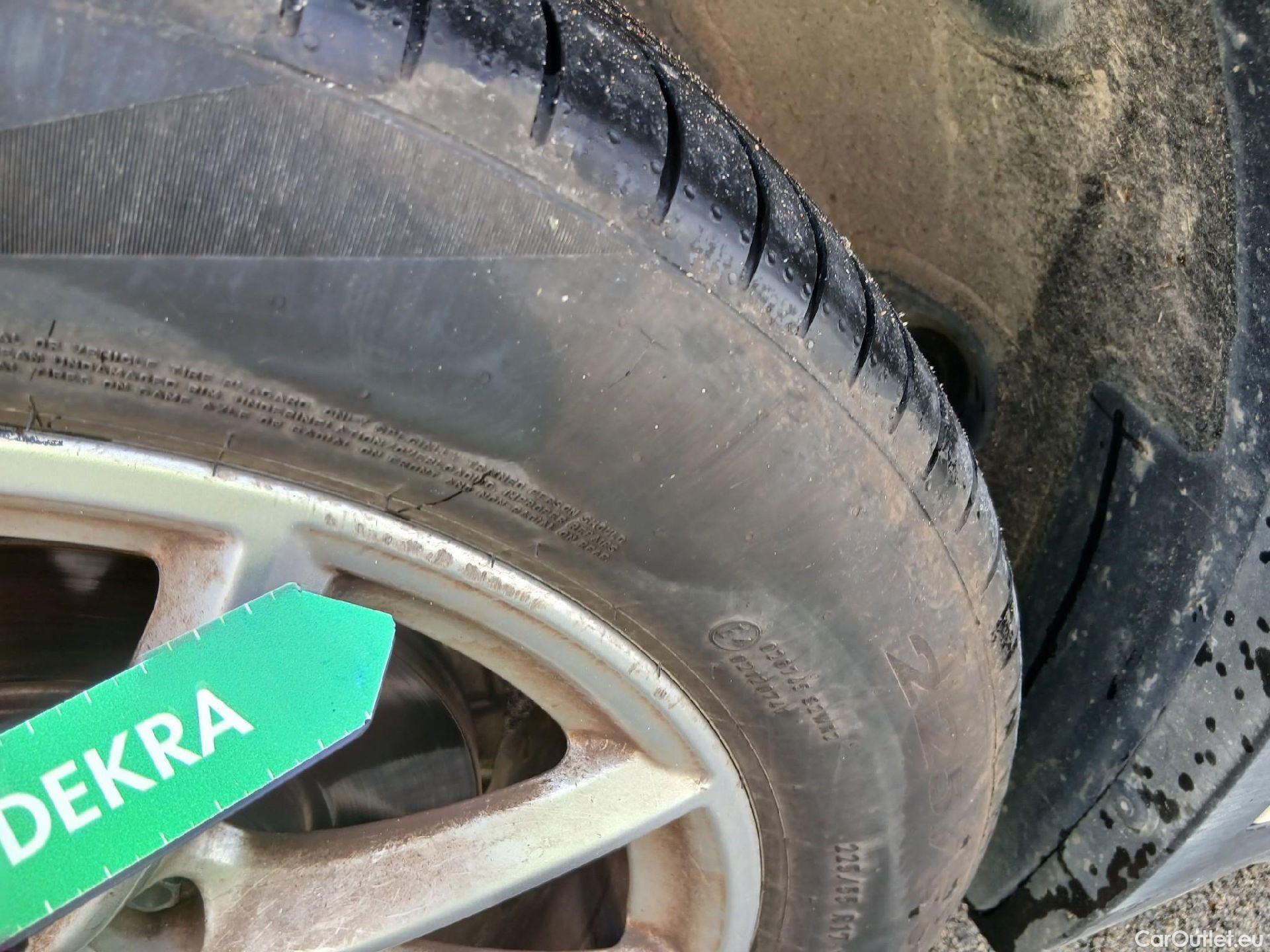  Bmw  X1 BMW  / 2019 / 5P / todoterreno sDrive16d #4