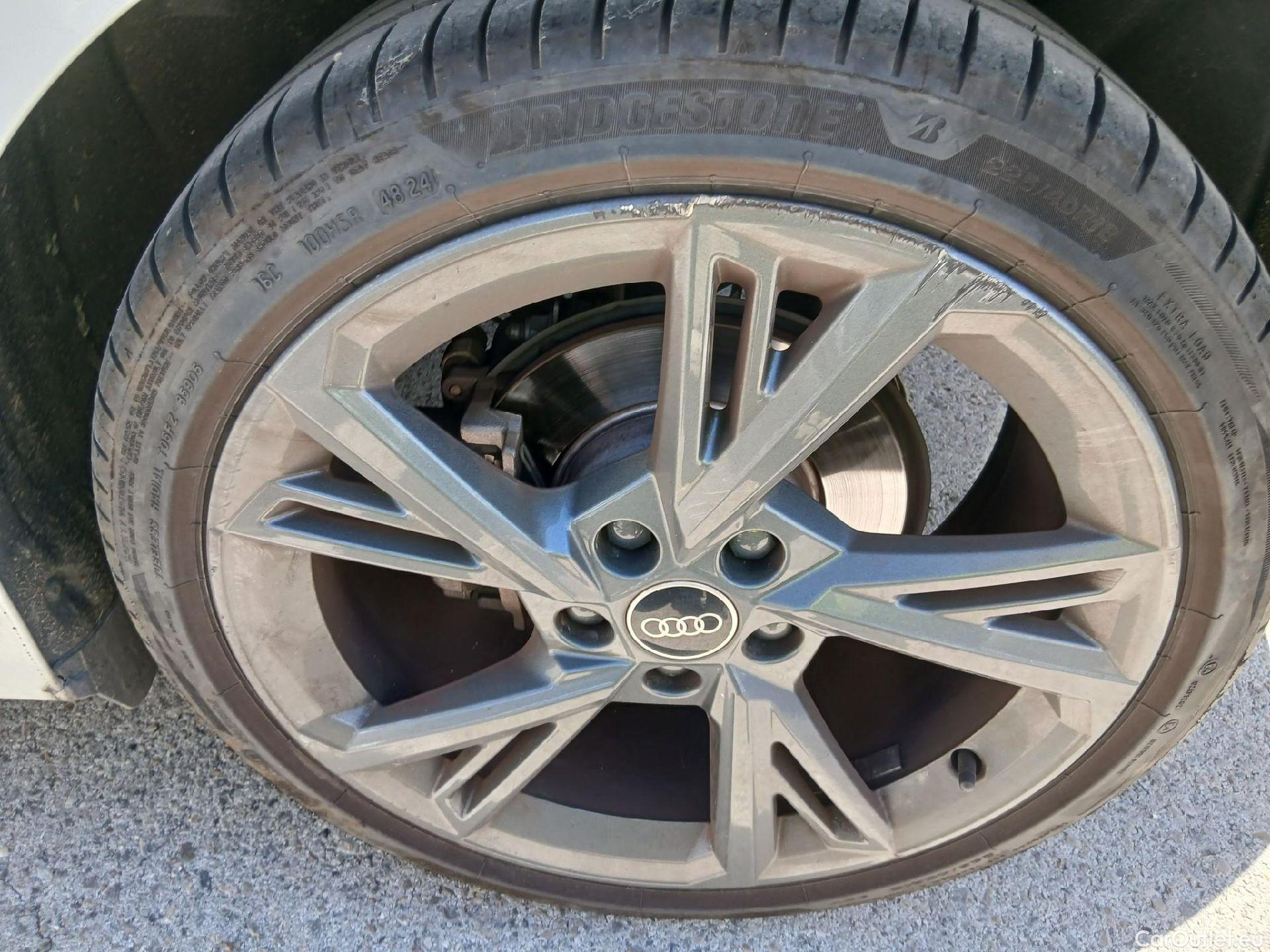  Audi  A3 AUDI  / 2020 / 5P / berlina con portón Sportback S line 35 TFSI 110kW S tronic #14