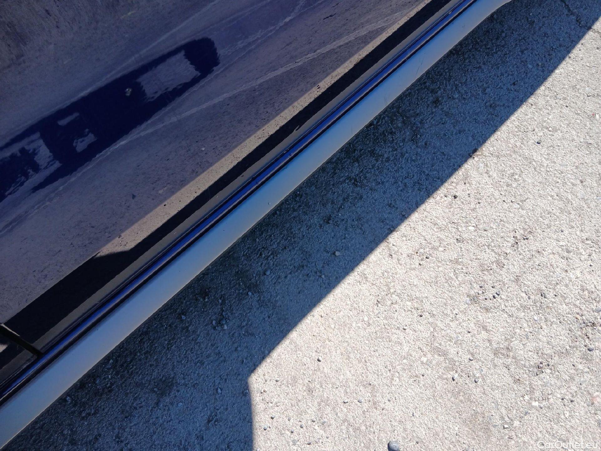  Audi  A3 AUDI  / 2020 / 5P / berlina con portón Sportback S line 30 TDI 85kW (116CV) #21