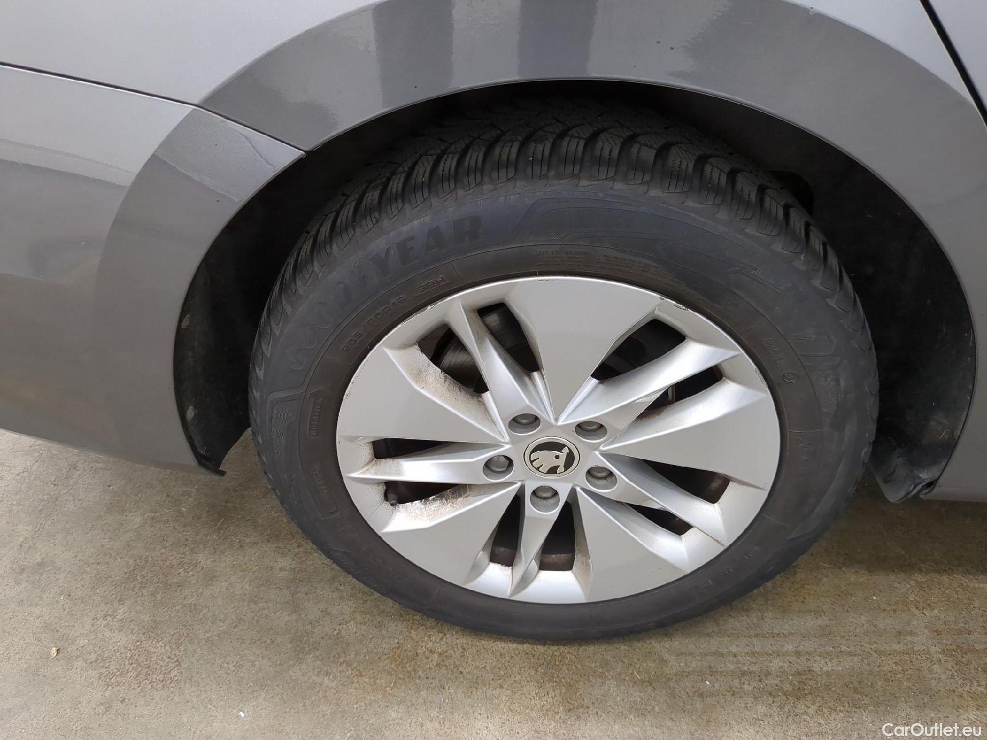  Skoda  Octavia  Break Business 2.0 TDI 150CV BVA7 E6d #7