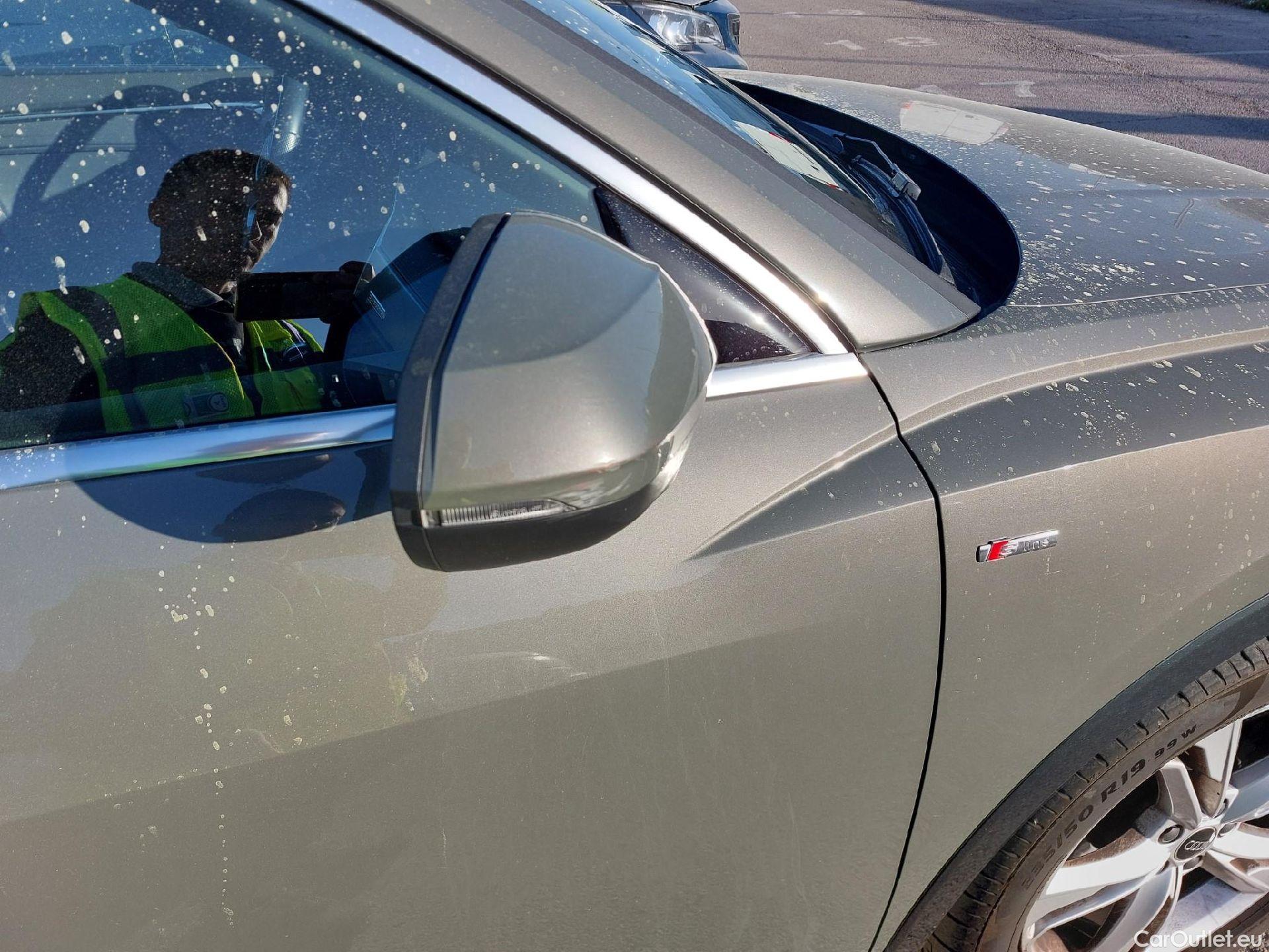  Audi  Q3 AUDI  Sportback / 2019 / 5P / todoterreno S line 35 TDI quattro 110kW (150CV) #12