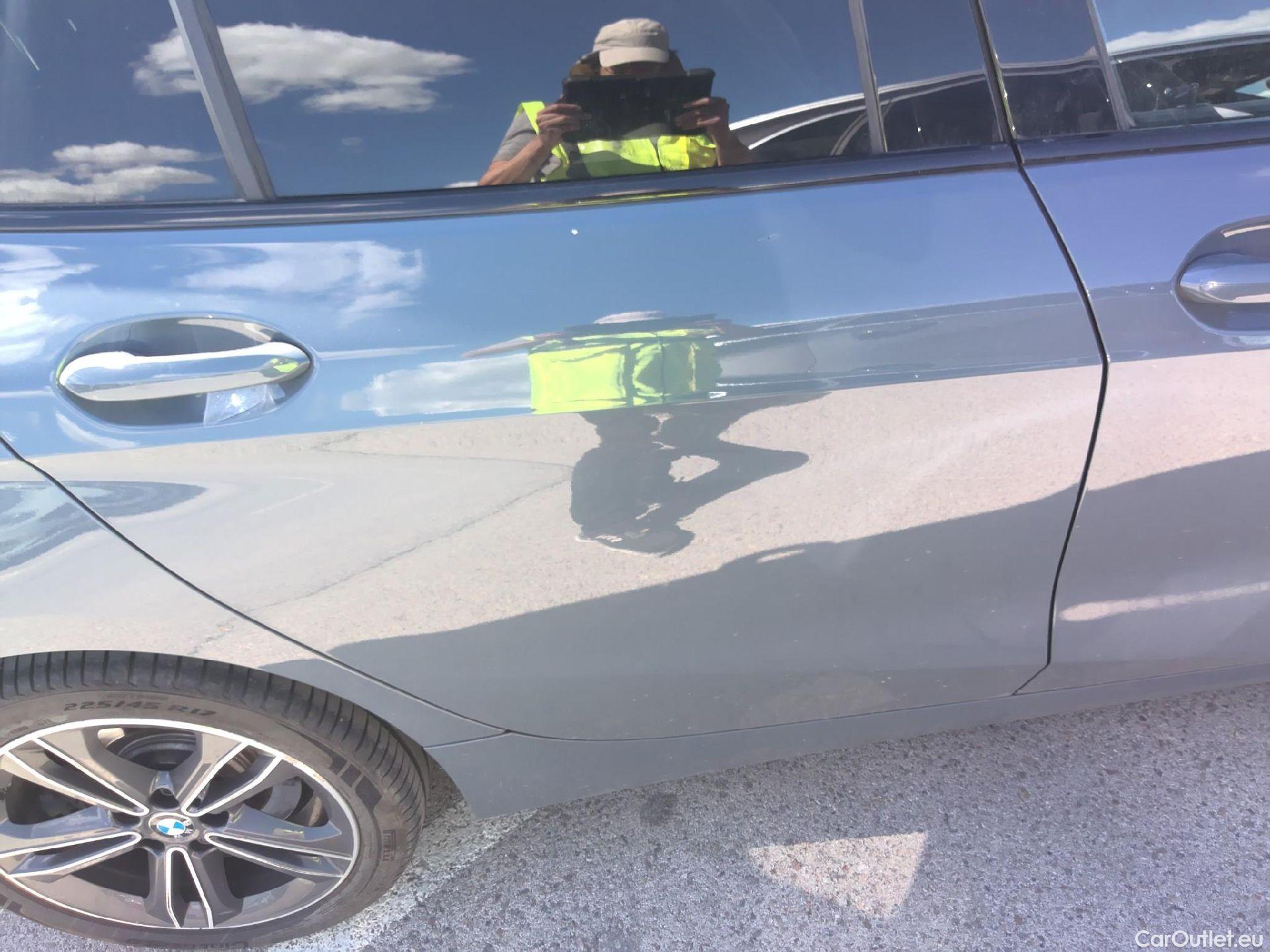  Bmw  Serie 1 BMW  / 2019 / 5P / berlina con portón 120d #28