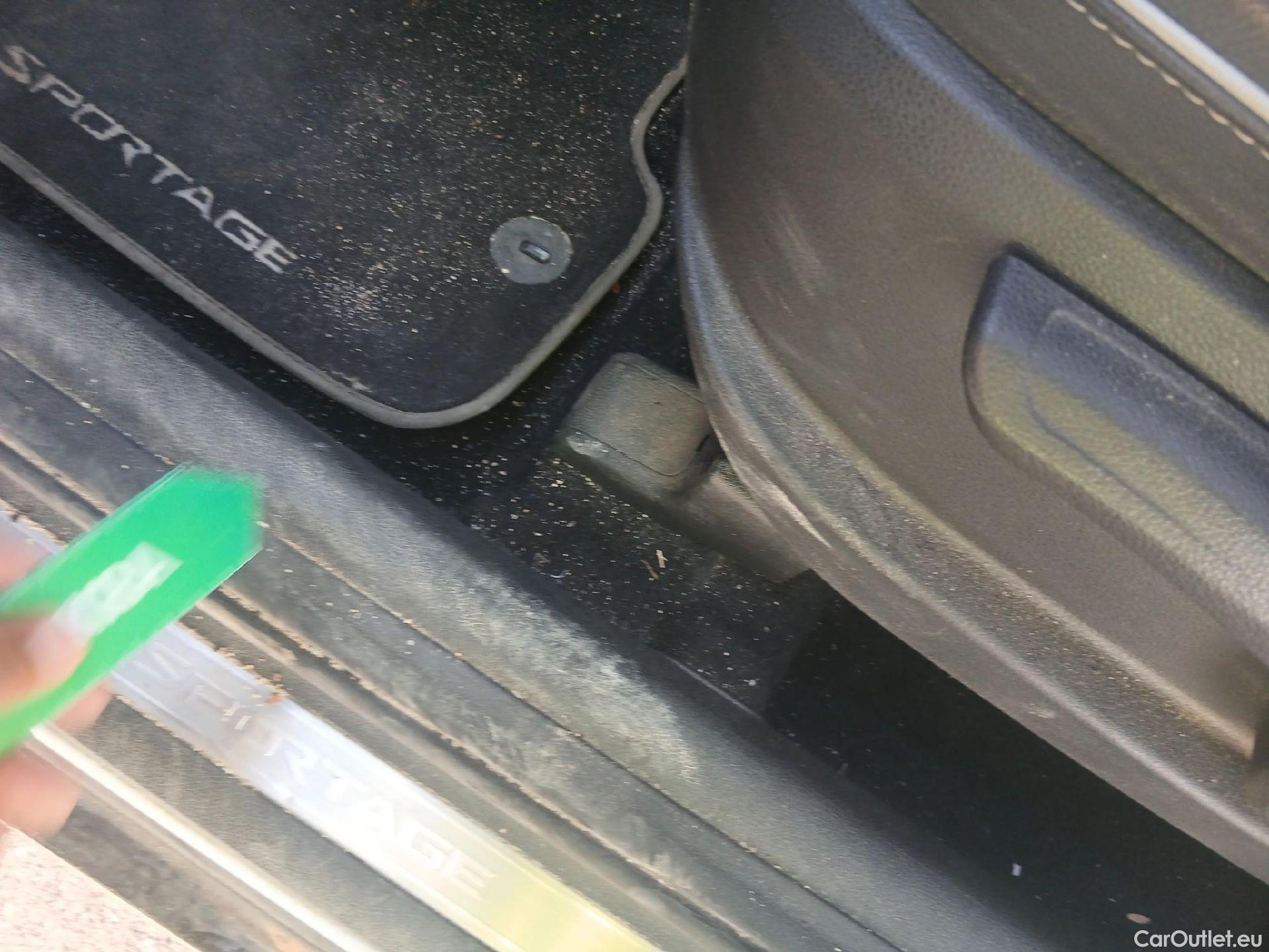  KIA  Sportage KIA  / 2018 / 5P / todoterreno 1.6 MHEV GT Line Essential 115CV 4x2 #5