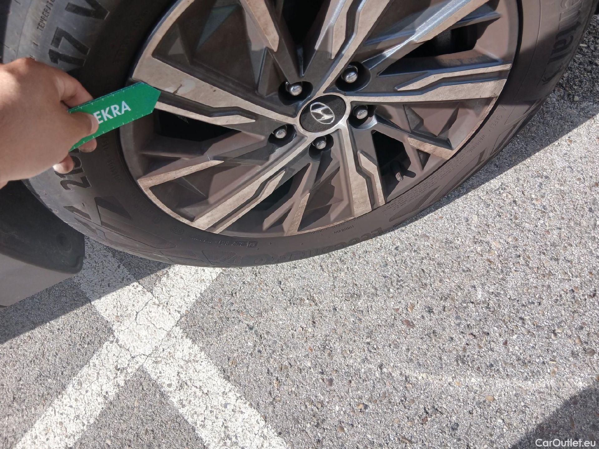  Hyundai  Tucson HYUNDAI  / 2020 / 5P / todoterreno 1.6 TGDI 110kW (150CV) 48V Maxx #32