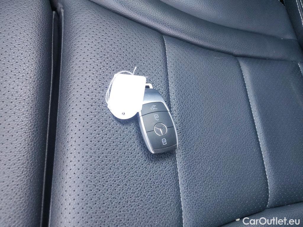  Mercedes  G-Klasee MERCEDES-BENZ GLC Coupé / 2019 / 5P / coupé GLC 300 4MATIC #2