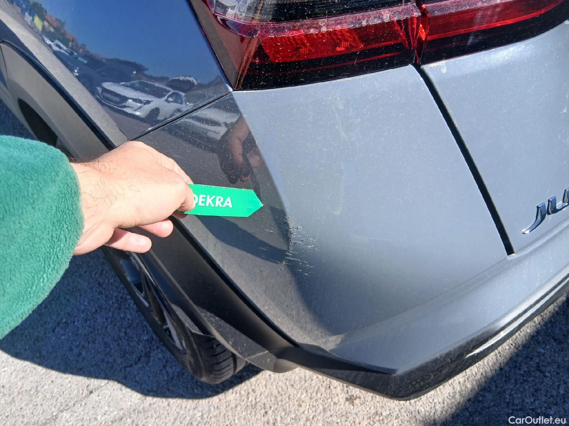  Nissan  Juke NISSAN  / 2019 / 5P / crossover DIG-T 84 kW (114 CV) 6M/T Acenta  #12