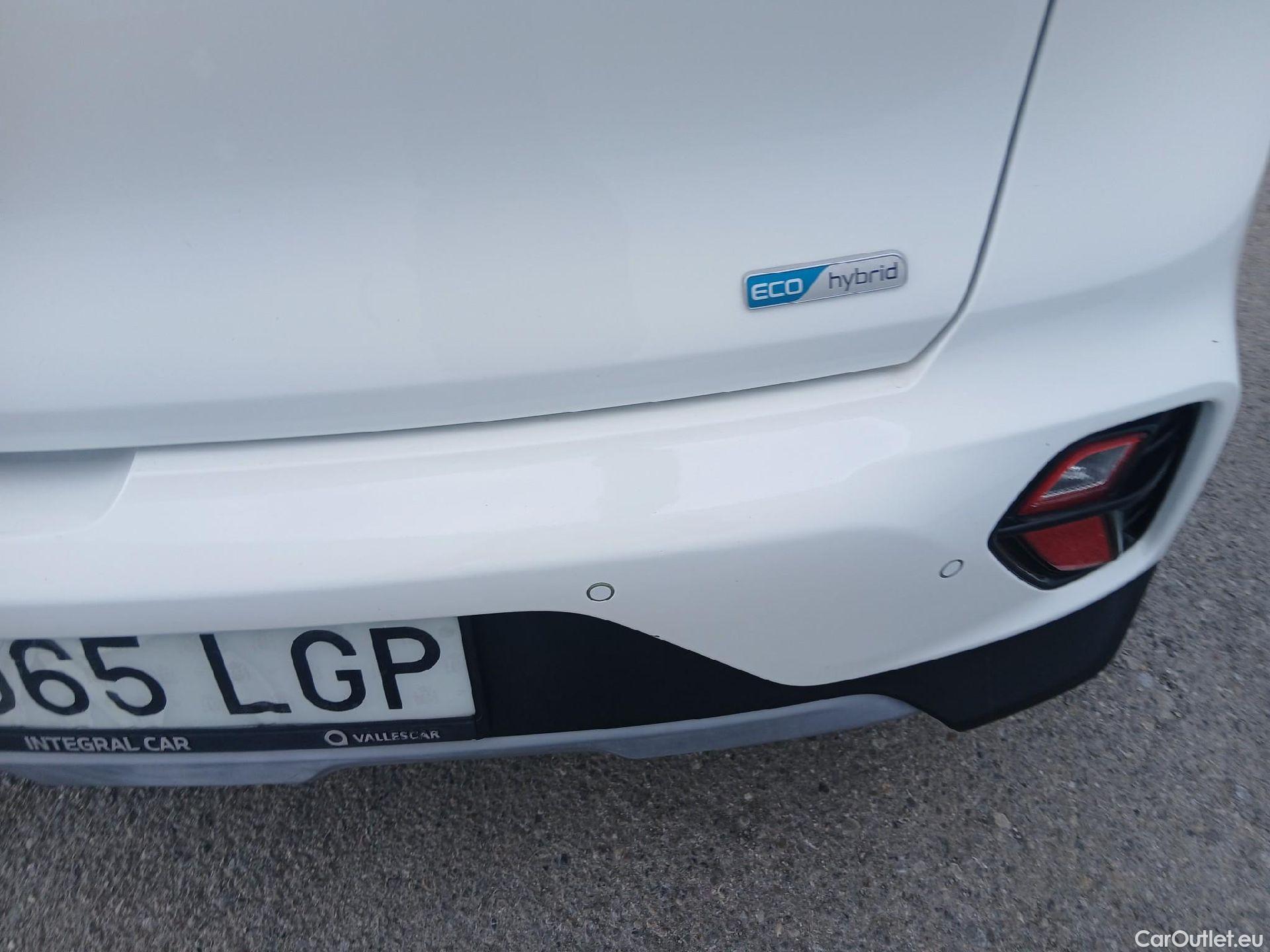  KIA  Niro KIA  / 2019 / 5P / crossover 1.6 GDi HEV 104kW (141CV) Drive #18