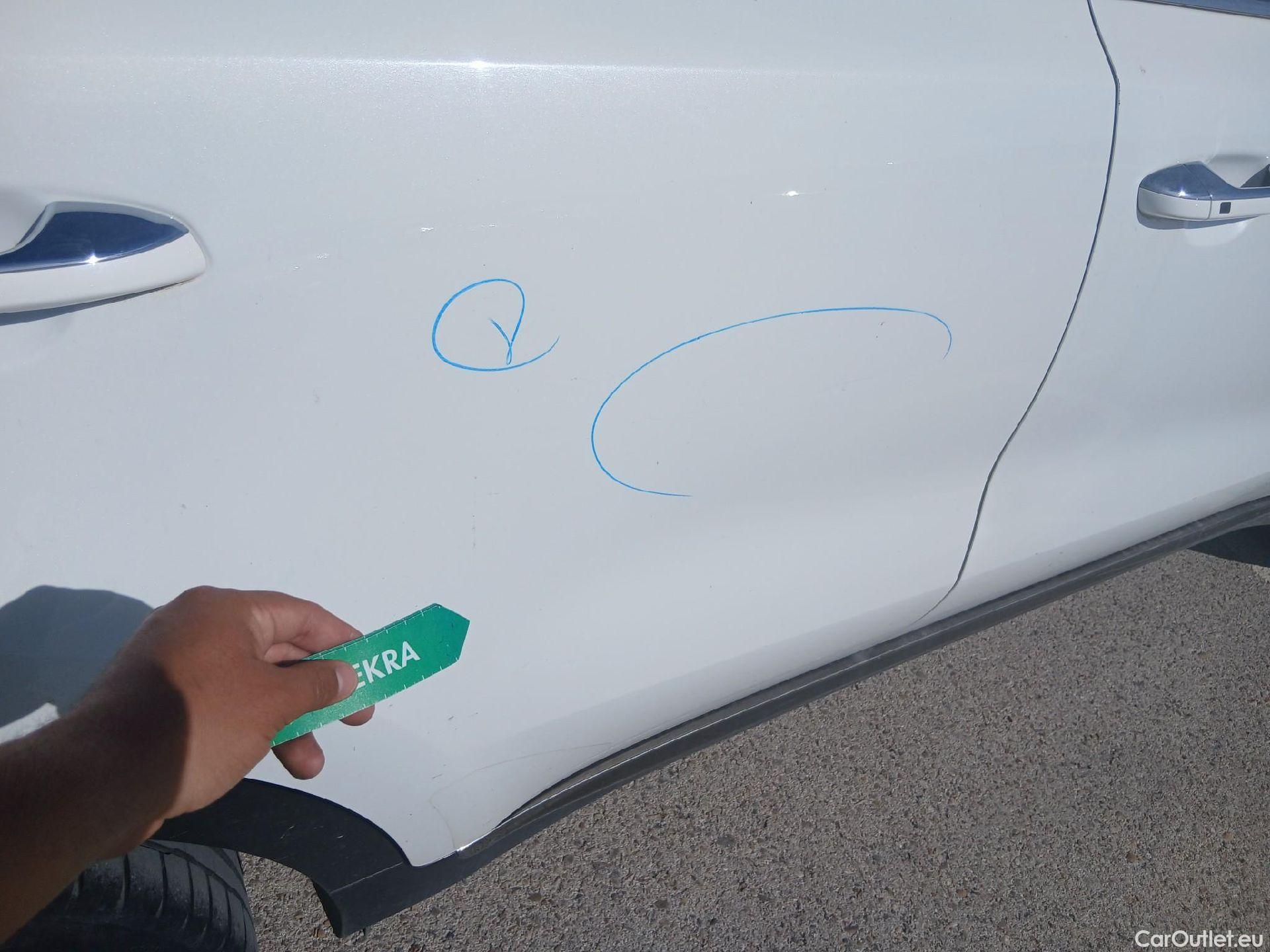  KIA  Sportage KIA  / 2018 / 5P / todoterreno 1.6 MHEV GT Line Essential 115CV 4x2 #28