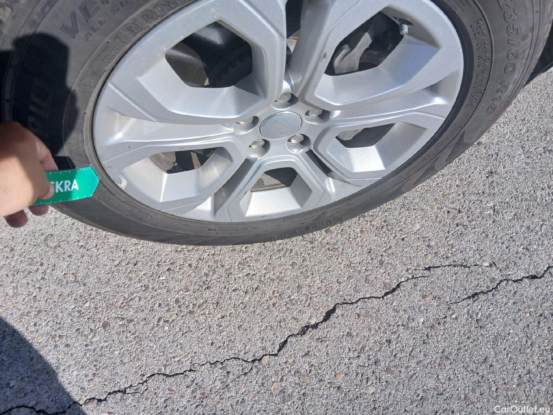  Land Rover  Range Rover LAND ROVER  Evoque / 2015 / 5P / todoterreno 2.0 D150 S AUTO 4WD MHEV #39