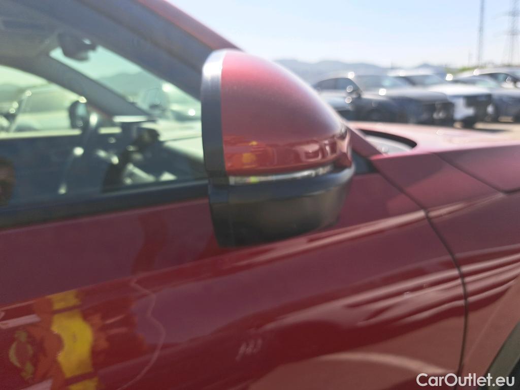  Honda  HR-V HONDA  / 2021 / 5P / todoterreno 1.5 i-MMD Advance 4x2 #19