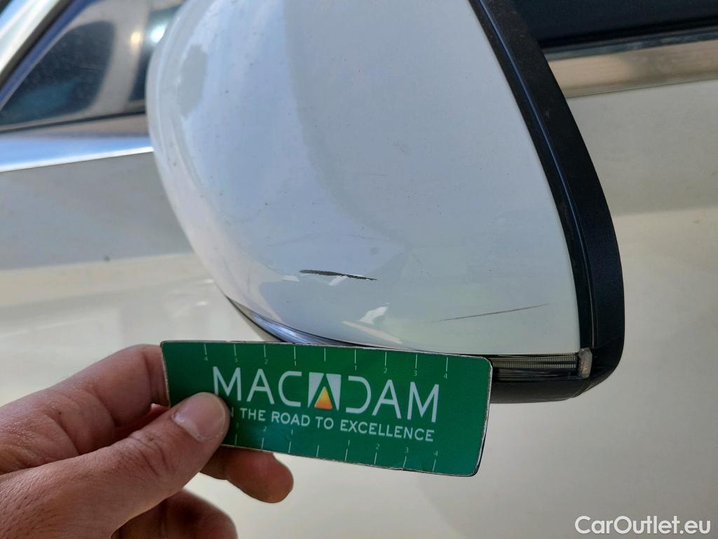  Mercedes  A-Klasse MERCEDES-BENZ Clase A / 2018 / 4P / sedán Sedán A 250 e #31