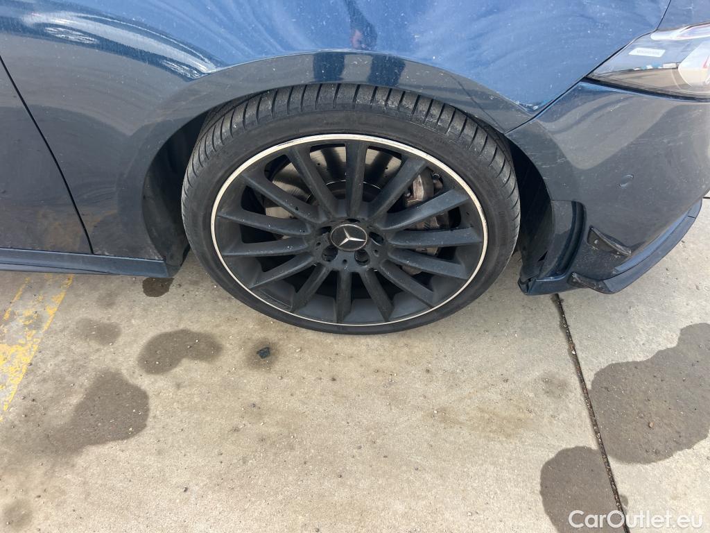  Mercedes  A-Klasse MERCEDES-BENZ Clase A / 2018 / 5P / berlina con portón Mercedes-AMG A 35 4MATIC+ #5