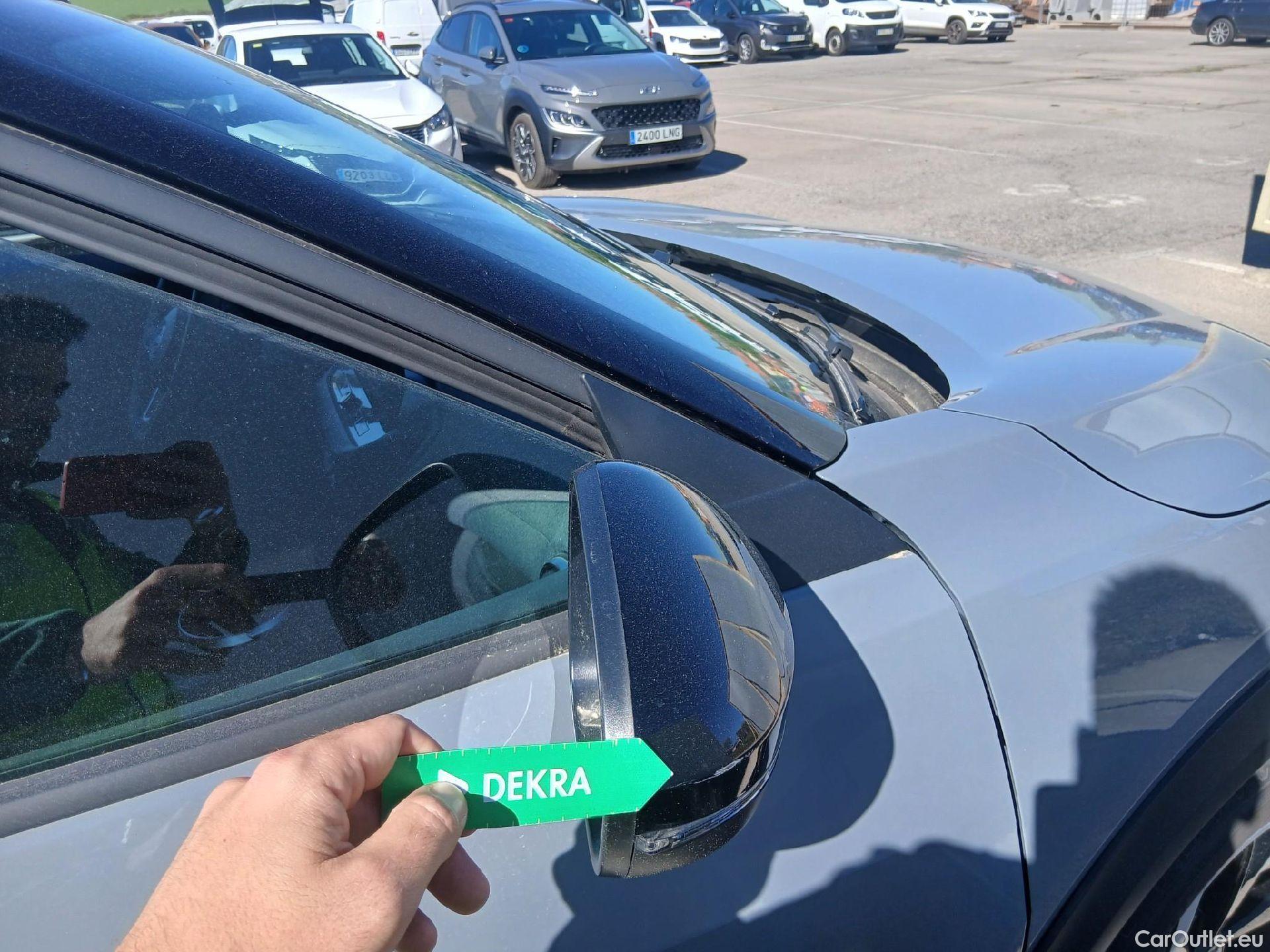  Nissan  Juke NISSAN  / 2019 / 5P / crossover DIG-T 84 kW (114 CV) 6M/T Acenta  #26