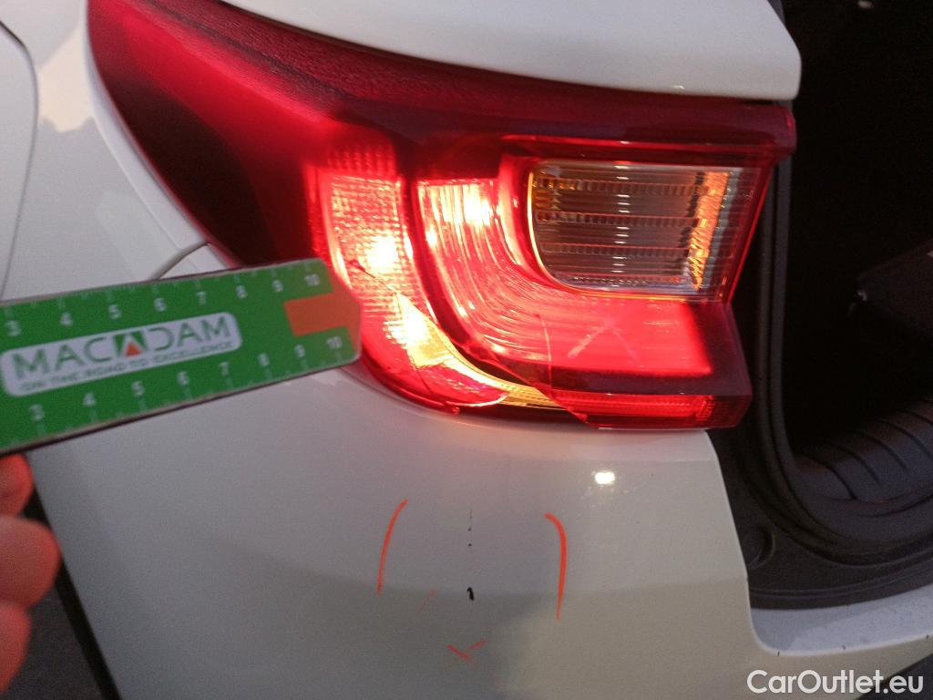  KIA  STONIC KIA  / 2017 / 5P / todoterreno 1.0 T-GDi 88kW (120CV) MHEV iMT Drive #3