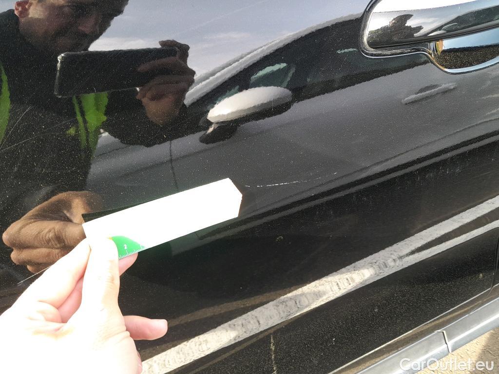  KIA  Sorento KIA  / 2020 / 5P / todoterreno 1.6 T-GDi PHEV Emotion 4x4 7pl #2