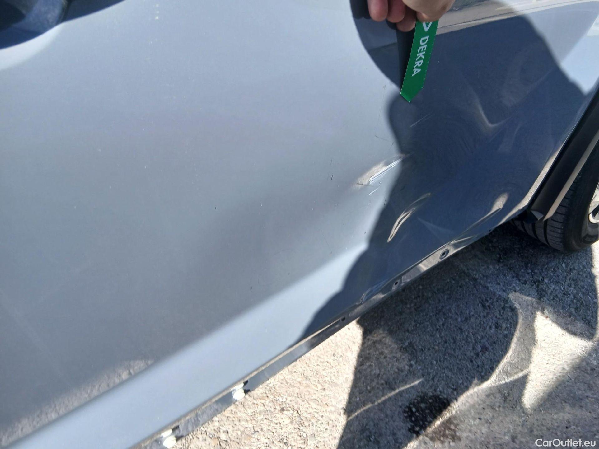  Nissan  Juke NISSAN  / 2019 / 5P / crossover DIG-T 84 kW (114 CV) 6M/T Acenta  #22