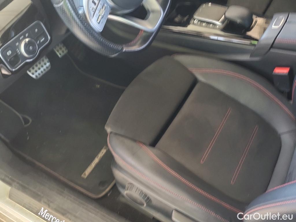  Mercedes  A-Klasse MERCEDES-BENZ Clase A / 2018 / 4P / sedán Sedán A 250 e #23