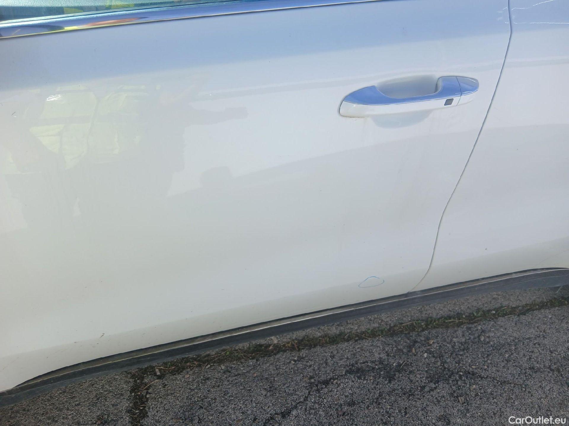  KIA  Sportage KIA  / 2018 / 5P / todoterreno 1.6 MHEV GT Line Essential 115CV 4x2 #20