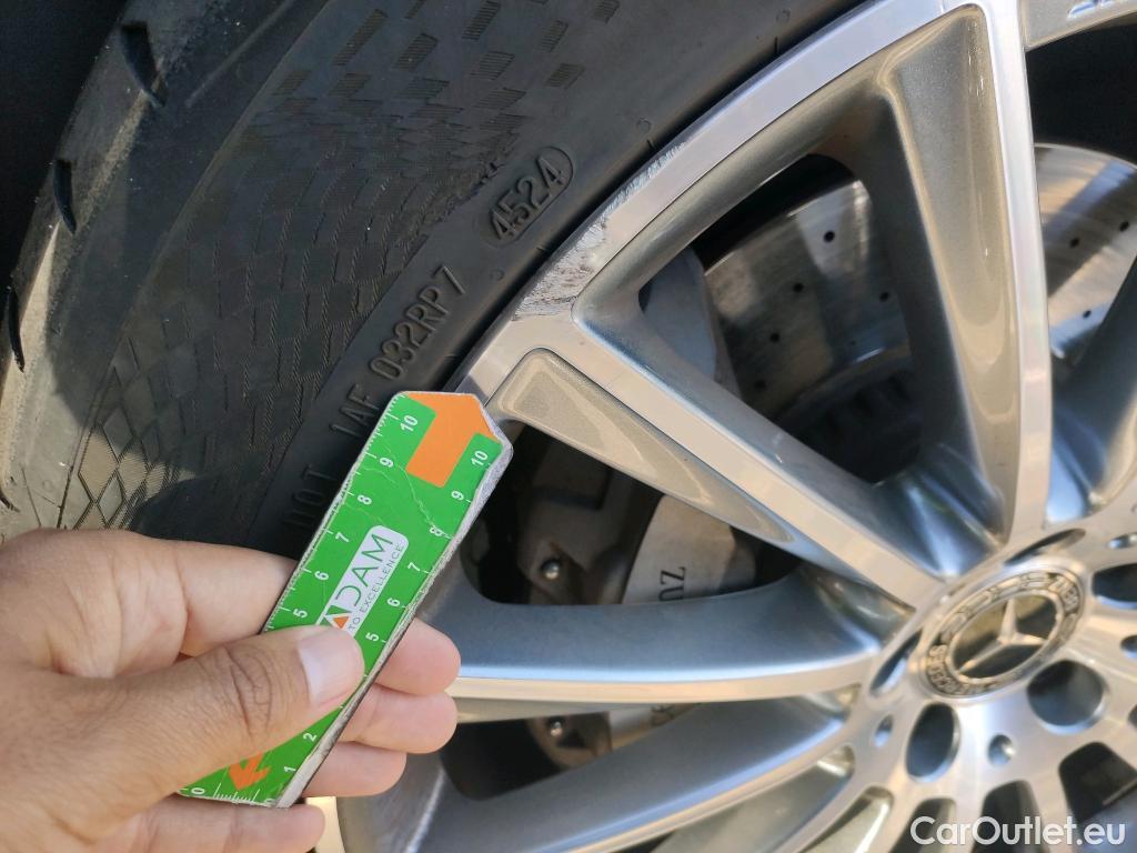  Mercedes  G-Klasee MERCEDES-BENZ GLC Coupé / 2019 / 5P / coupé GLC 300 4MATIC #8