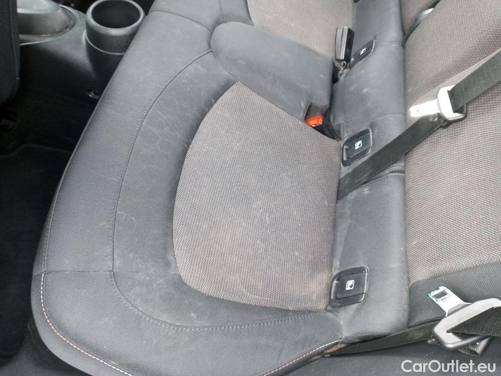  Mini  Cooper MINI MINI / 2021 / 5P / berlina con portón  5 PUERTAS #3